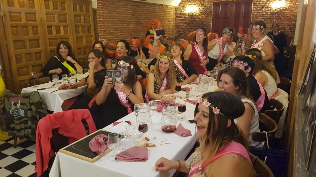 Cena despedida de soltera